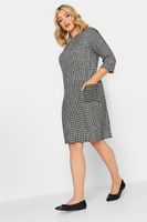 vestido corto blanco y negro de cuadros vichy con bolsillos mujer curvy y tallas grandes yours