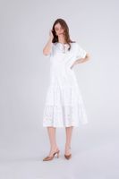 vestido con volantes en san gallo white