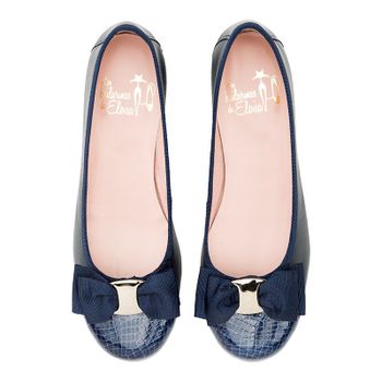 Bailarina con tacón en piel lisa azul marino y lazo zapatero, puntera en piel tipo boa