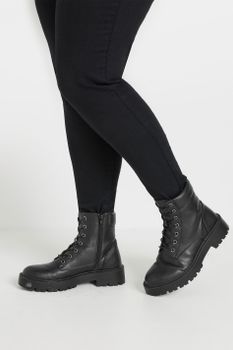 Botas Anchas Negras Estilo Militar Con Cordones
