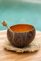 bol de coco lacado apto para alimentos en marron y dorado 13x13x7 cm