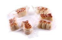 figuritas de mazapan a granel en cajones de 5 kg