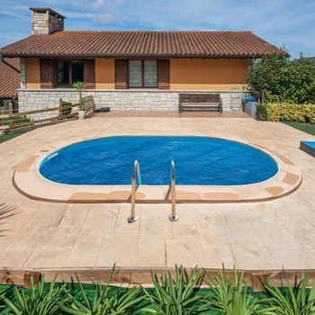 Gre Cubierta Isotérmica Para Piscina Enterrada Ovalada 600x320