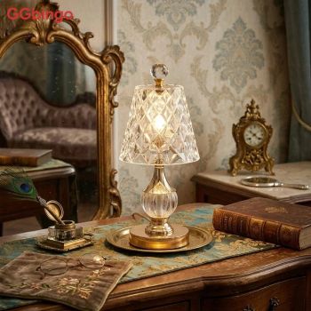 Lámpara de mesa LED GGbingo con sensor táctil, intensidad regulable, recargable, inalámbrica, con diseño de cristal, ideal como lámpara de lectura para hoteles, bares y decoración de dormitorios.