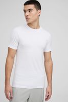 camiseta basica ajustada al musculo blanco