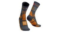 compressport calcetines de trekking gris naranja