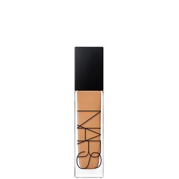 Base de maquillaje de resplandor natural de larga duración NARS Cosmetics (Varios tonos) - Huahine