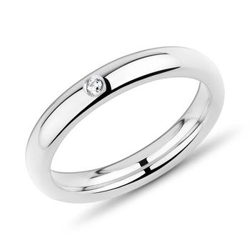 Anillo de acero inoxidable de 3 mm de ancho con piedra convexa engastada