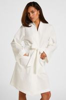 hunkemoller bata de rizo blanco