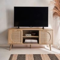 mueble de tv de cana redondeada 2 puertas  1 estante color natural