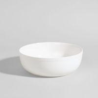 ensaladera de ceramica blanca con ribete en relieve