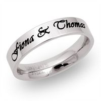 anillo de acero inoxidable brillante con grabado laser incluido