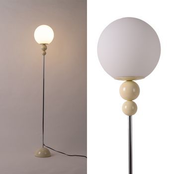 Lámpara de Pie Multibola Metal Crema con Esfera Blanca Opaca – Diseño Moderno, Casquillo E27