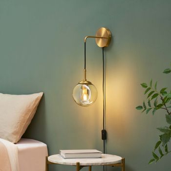 Aplique metal y vidrio  60 cm